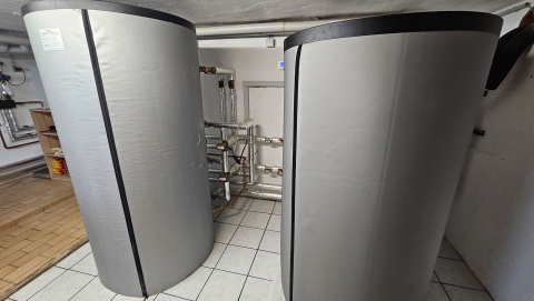 Hybridanlage für Scheitholz mit Wärmepumpe